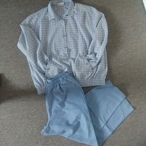 ✳️3/$10✳️NWOT BEAUTIFUL LIGHTWEIGHT SUIT